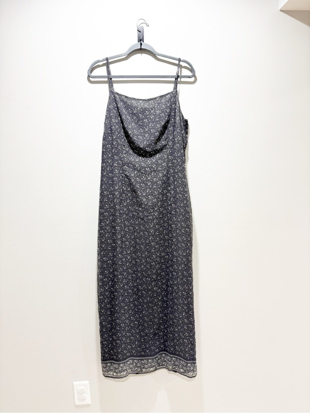 LOFT Women’s Dainty Floral Grey Maxi Slip Dress Feminine Shift Size 14
